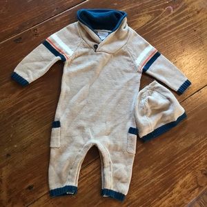 Piper & Posie onesie with matching knit cap - 3-6M